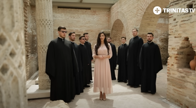 Psalmul 135 interpretat de către Maria Coman și membri corului Tronos – „Trinitastv.ro”