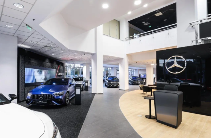 Țiriac Auto a investit 850.000 de euro în noul showroom Mercedes-Benz București – concept MAR20X – „revistabiz.ro”