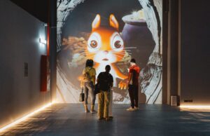 Muzeul din București în care copiii află de la o veveriță cu inteligență artificială, pe înțelesul lor, de ce banii nu cresc în copaci – ”edupedu.ro”