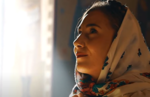 Elena Simona Lazăr(Corala Nihil Sine Deo) – „Leru-i Doamne, ler” (colind)