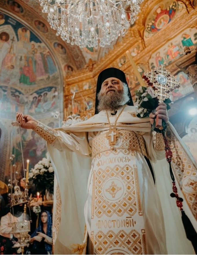 Predica Pr. stareț Zenovie de la Mănăstirea Nechit – credință, recunoștință și comuniune în lumina Sfintei Treimi