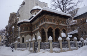 Biserica mănăstirii Stavropoleos va împlini 300 de ani de la sfințire