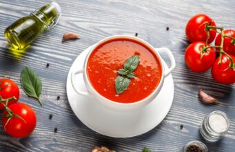 Supă cremă de roșii – Rețeta Mănăstirii Slănic (Argeș)