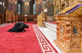 Rugăciunea Sfântului Efrem Sirul – specifică Postului Sfintelor Paști