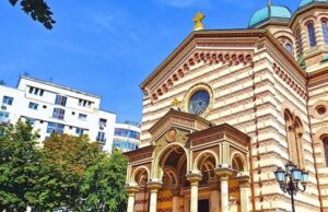 Nou Altar de vară și lumânărar la Biserica Domnița Bălaşa din Capitală un_nou_altar_de_vara_si_lumanarar_la_biserica_domnita_balasa_din_capitala