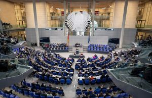 Chancellor Olaf Scholz loses confidence vote, trigerring early elections bundesregierung