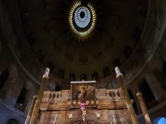 ”O rugăciune de pace și binecuvântare la Sfântul Mormânt”