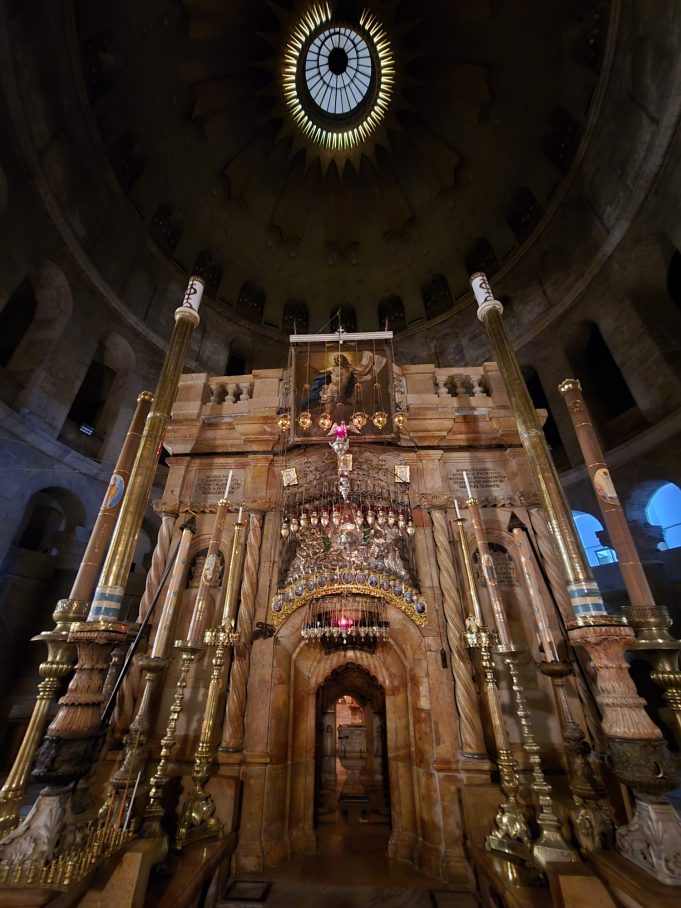 ”O rugăciune de pace și binecuvântare la Sfântul Mormânt”