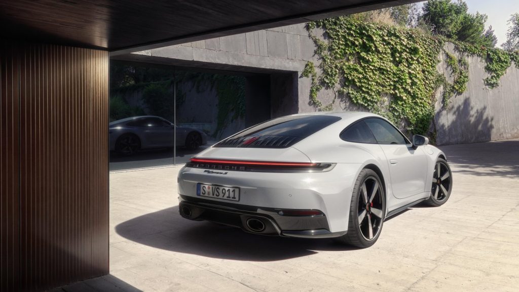 new 2025 porsche 911 Carrera S