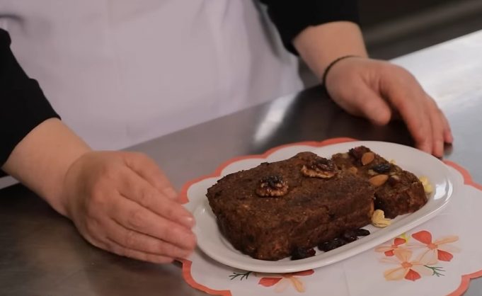 Chec de post, fără zahăr și fără gluten – ”Rețete mănăstirești” chec de post, retete manastiresti