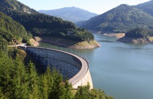 ”Amenajarea Hidroenergetică Răstolița” – un proiect început înainte de 1989, poate fi terminat barajul_rastolnita