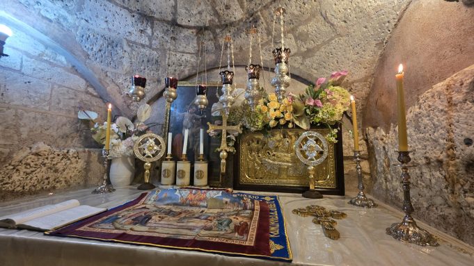 Preasfințitul Teofil Trotușanul, la Mormântul Maicii Domnului: Har, evlavie și comuniune în Ghetsimani