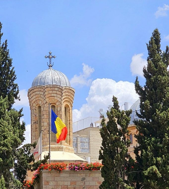 ”Tradiție, slujire și continuitate: Instalarea noului Reprezentant al Patriarhiei Române la Locurile Sfinte”