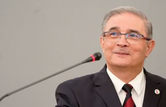 Gen.(r) Silviu Predoiu: ”Ceea ce face Grindeanu astăzi este dovada ultimă de nesimțire politică: să te prezinți drept garantul soluțiilor pentru problemele pe care chiar tu le-ai creat, amplificat, întreținut și protejat”.