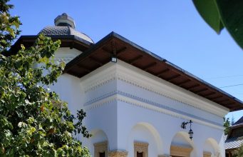 Schitul Darvari: Priveghere între Taină și Lumină în ajunul Adormirii Maicii Domnului