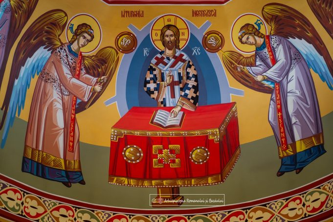 Înaltpreasfințitul Ioachim și Preasfințitul Teofil în rugăciune și comuniune la Metocul Chiriarhal de la Itești