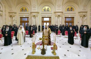 Te Deum oficiat de PS Teofil în Sala „Europa Christiana” la debutul Sf. Sinod și aniversarea patriarhatului PF Daniel