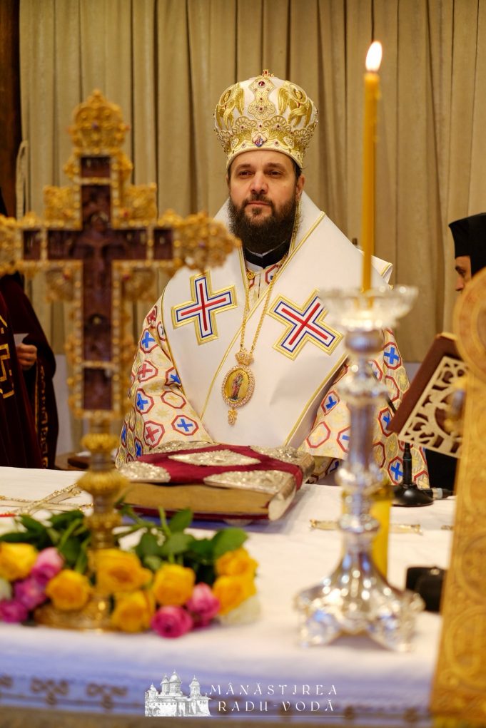 ”Facă-se Voia Ta, Doamne!” – Sfânta Liturghie Arhierească la Radu Vodă oficiată de PS Teofil Trotușanul