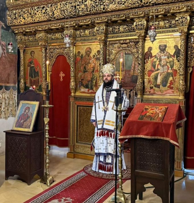 PS Teofil Trotușanul: ”Prin aducerea Maicii Domnului la templu, la vârsta de trei ani, începe taina mântuirii noastre”