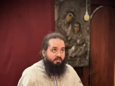 ”Te iubesc” – iubirea lui Dumnezeu care poate fi trăită ca lumină sau ca foc, predica Pr. Arsenie la Schitul Darvari