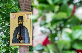 3 ianuarie – Ziua descoperirii Moaștelor Sfântului Efrem cel Nou