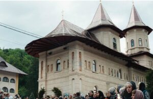 ÎPS Pr. Iacov de Mytilene, primit cu aleasă bucurie de obștea Mănăstirii Nechit
