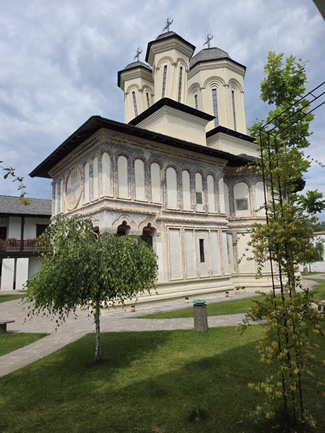 foto_arhiva_stiridigitale.ro_man_berislavesti manastirea berislavesti