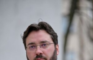 Preotul Ștefan Sfarghie, noul paroh al Bisericii Zlătari din Capitală