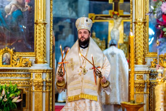 PS Teofil Trotușanul, la începutul Sărbătorii Sf. Parascheva, la Iași: „Smerenie, tăcere, liniște și dumnezeiască încredere”